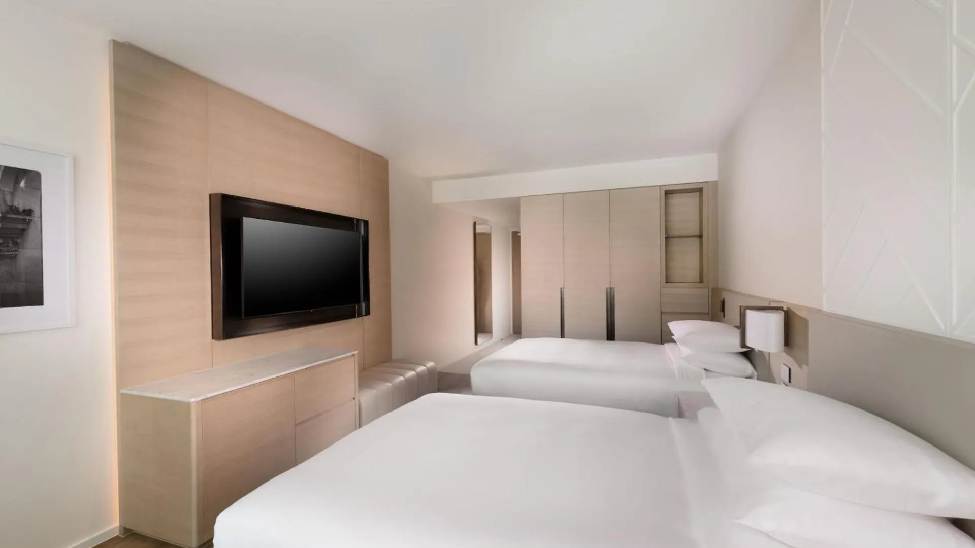 Adelaide Marriott Hotel