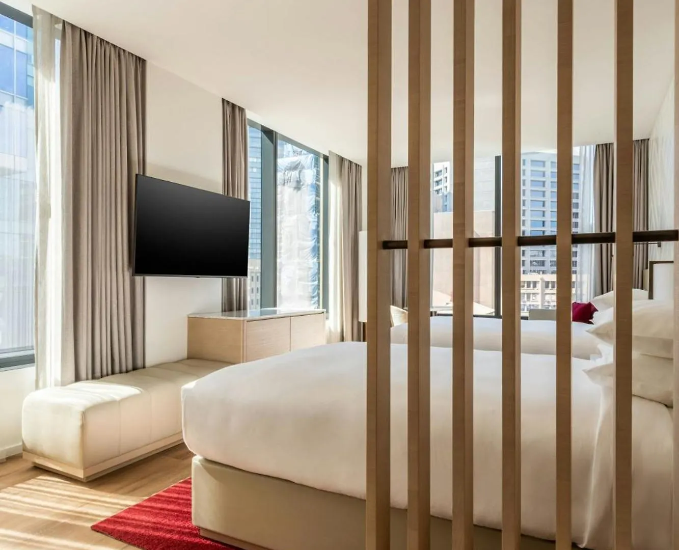 Adelaide Marriott Hotel 5*,